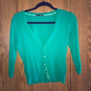 ❌SOLD❌ Green Maurice’s cardi